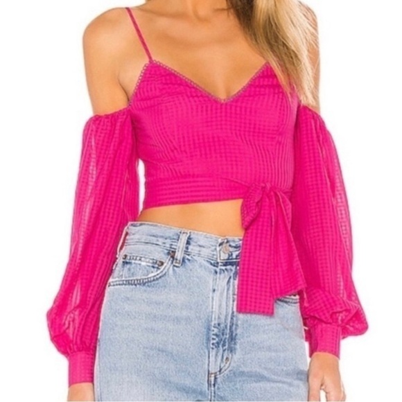 REVOLVE NBD Pink Off Shoulder Crop Top Size M Party Night Out Date Baddie Trendy - Picture 1 of 9